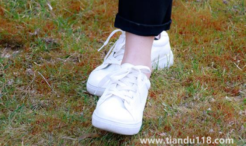 鞋子磨損能看出身體情況嗎(正常人是鞋子內(nèi)側(cè)磨損嗎)(圖2) 鞋子磨損能看出身體情況嗎2