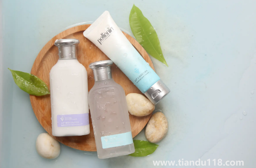 夏天護(hù)膚品放車?yán)镆惶爝€能用嗎(夏天護(hù)膚品需要放冰箱嗎)(圖3) 夏天護(hù)膚品放車?yán)镆惶爝€能用嗎3