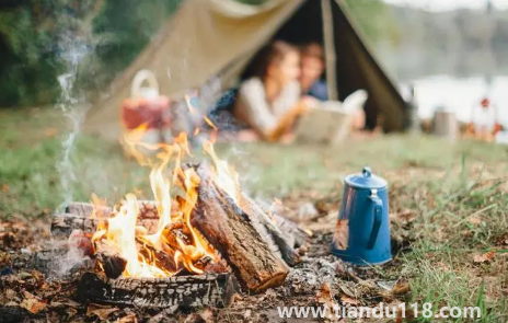 夏天去海邊露營(yíng)冷嗎2022(夏天去海邊露營(yíng)有哪些注意事項(xiàng))(圖2) 夏天去海邊露營(yíng)冷嗎20222