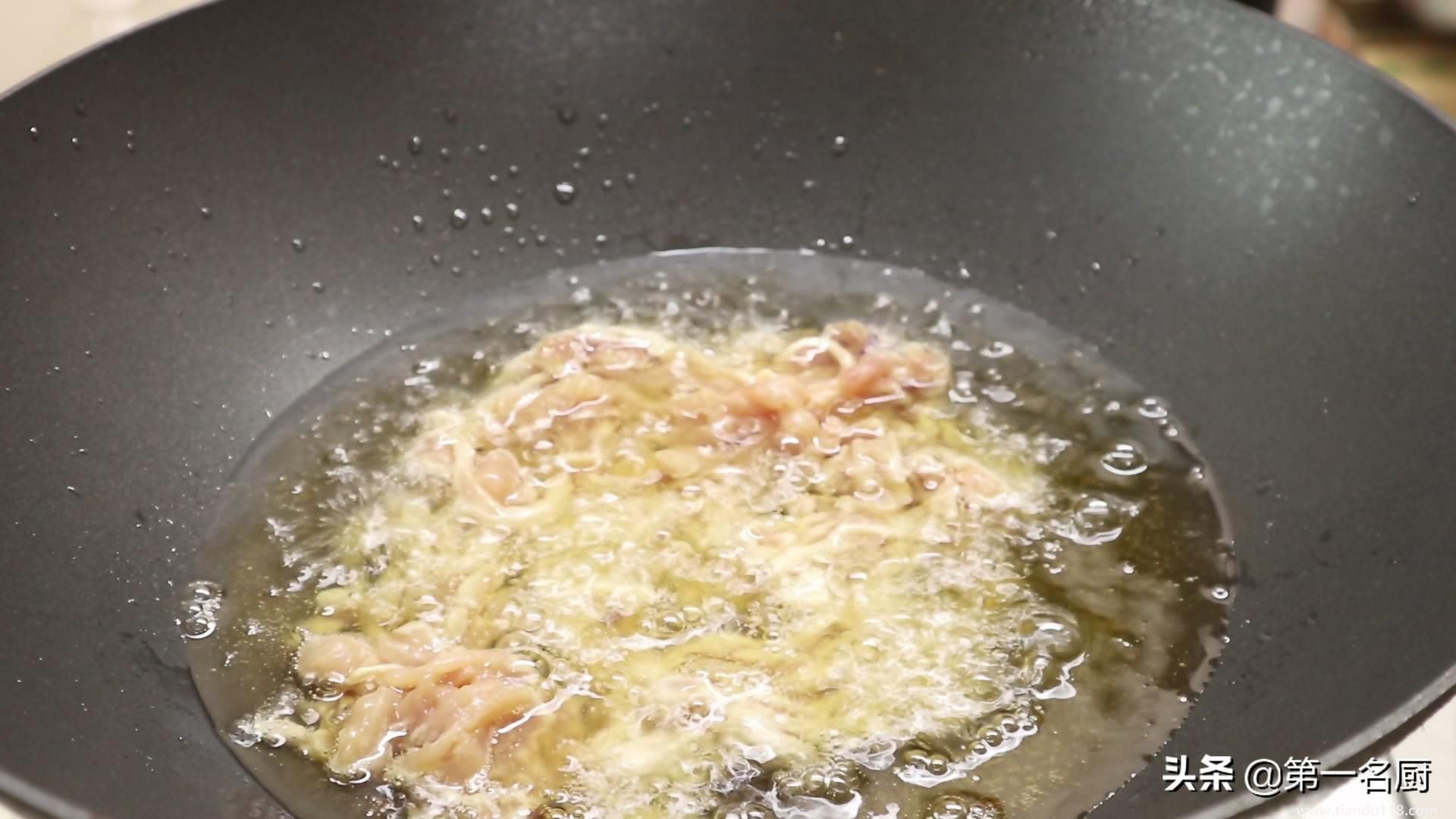 魚(yú)香肉絲的做法（魚(yú)香肉絲怎么做）(圖11)