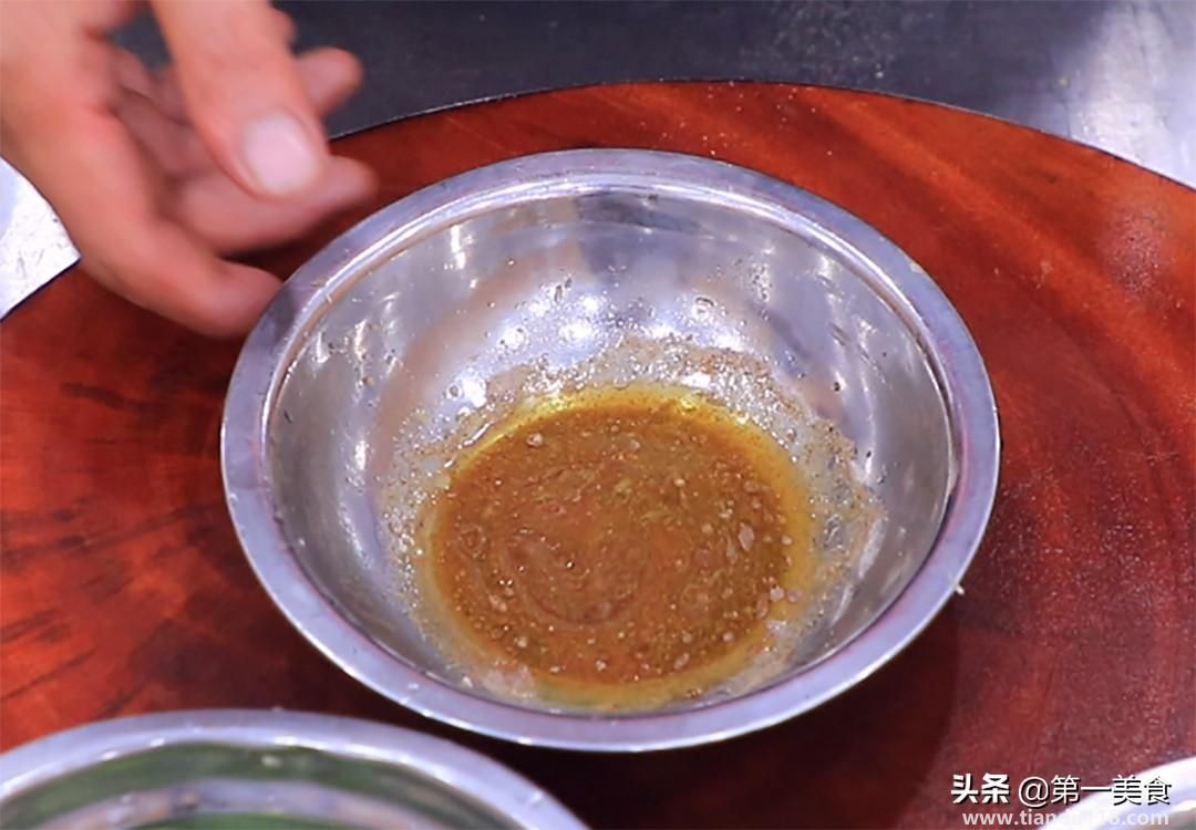 炒豬肝的做法(新鮮豬肝怎么炒好吃)(圖9) 炒豬肝的做法(新鮮豬肝怎么炒好吃)(圖9)