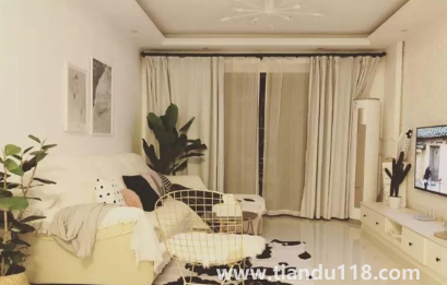 空調(diào)吹出來(lái)黑色像煤炭一樣的東西是什么3