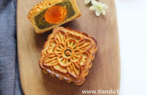 一個(gè)月餅的熱量相當(dāng)于幾個(gè)雞腿(月餅的熱量為什么這么高)(圖3) 一個(gè)月餅的熱量相當(dāng)于幾個(gè)雞腿3