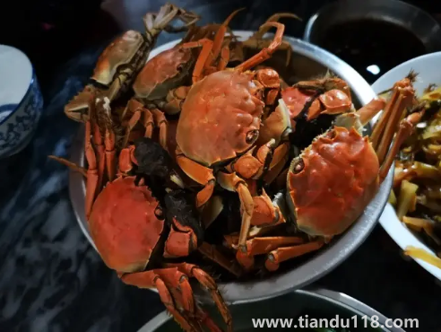 吃了冬棗可以吃螃蟹嗎(螃蟹不能和什么一起吃)(圖2) 吃了冬棗可以吃螃蟹嗎2