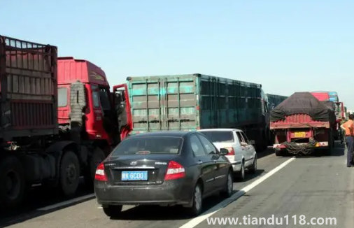 2022深圳國(guó)慶前一天高速堵車嗎(深圳國(guó)慶開車回家怎么避免堵車)(圖1) 2022深圳國(guó)慶前一天高速堵車嗎1