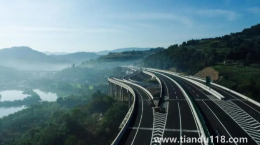 2022年國(guó)慶節(jié)深圳高峰期限行嗎3