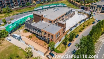 小朋友上完幼兒園回家哭鬧怎么回事(小朋友上幼兒園后回家總哭鬧如何解決)(圖2) 小朋友上完幼兒園回家哭鬧怎么回事2