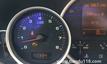 汽車水龍頭標(biāo)志亮黃燈對(duì)車有影響嗎(汽車水龍頭標(biāo)志亮了還能開嗎)(圖2) 汽車水龍頭標(biāo)志亮黃燈對(duì)車有影響嗎2