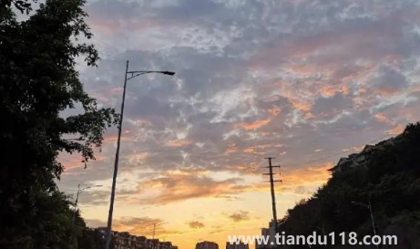 2022重慶幾月份開始穿長袖(重慶熱到幾月份才結(jié)束)(圖2) 2022重慶幾月份開始穿長袖2