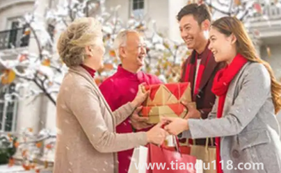 2023過年的時(shí)候可以串門嗎(過年串門時(shí)間有啥規(guī)矩)(圖3) 2023過年的時(shí)候可以串門嗎3