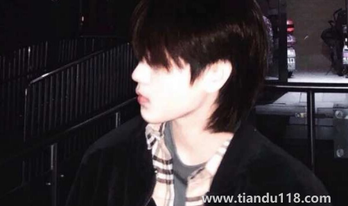 上班時(shí)間找你聊天的男生下班休息不聊（男生忙到?jīng)]時(shí)間聊天可能嗎）