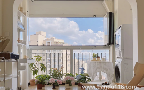 開放式陽臺(tái)能裝電動(dòng)晾衣架嗎2