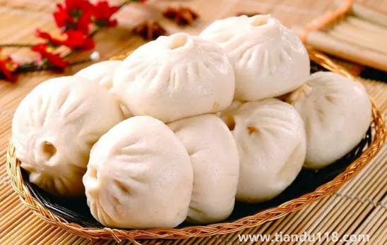 包子蒸好后多久開(kāi)鍋才不回縮(蒸包子是冷水還是開(kāi)水上鍋)(圖2) 包子蒸好后多久開(kāi)鍋才不回縮2