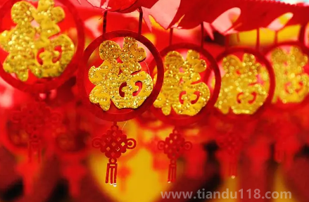 屋里的福字每年更換嗎（舊的福字可以重復用嗎）